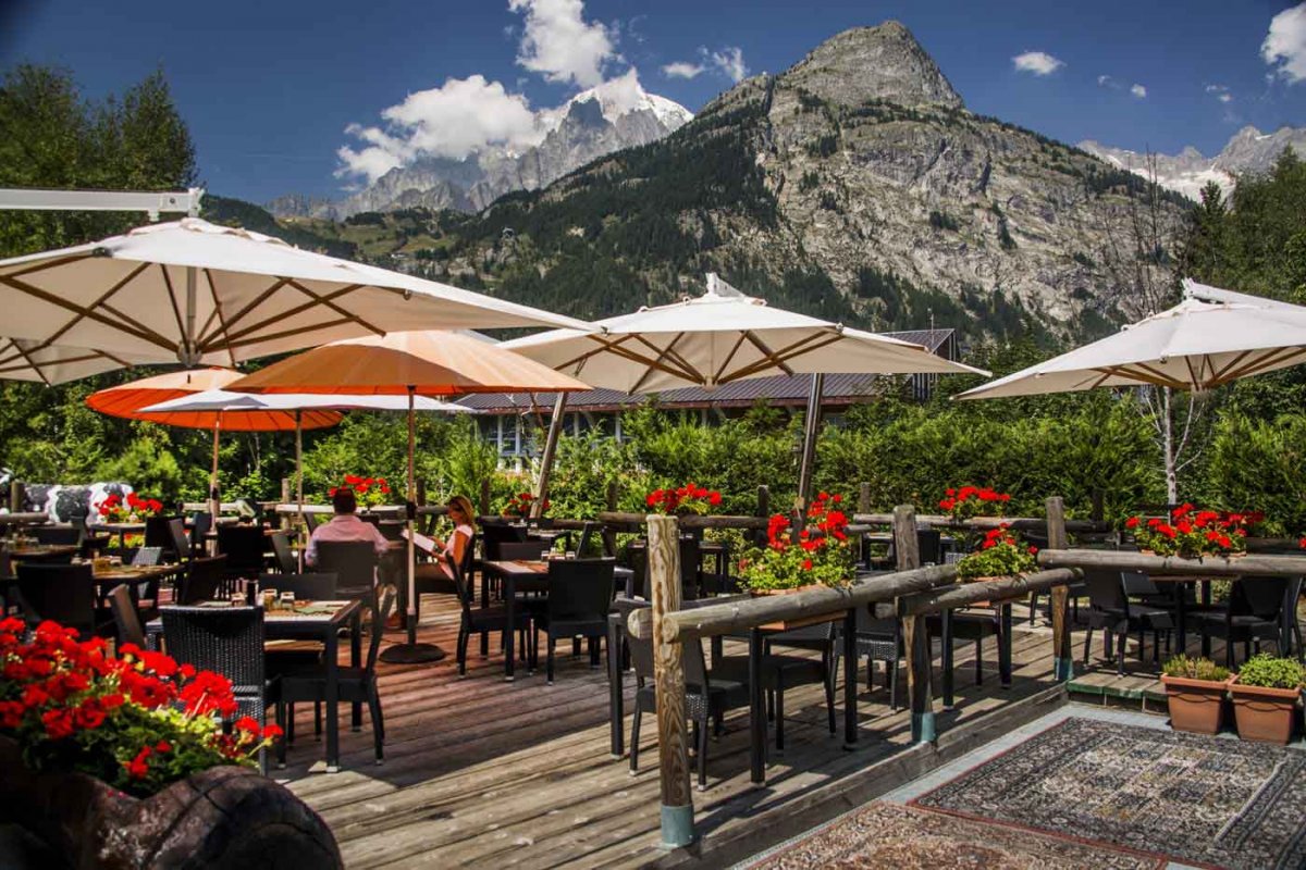 L'Étoile - Pizzeria and steak house in Courmayeur - Partners ...